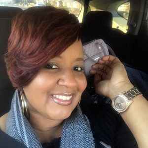 Meet your Posher, Shellia